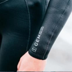 Mystic 2024 Femmes Gem 6/4/3mm Chest Zip à Capuche Combinaison Néoprène -Équipement De Surf 2024 femmes gem 643mm chest zip a capuche combinaison neoprene 3