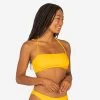HAUT DE MAILLOT DE BAIN BANDEAU LAURA JAUNE AVEC COQUES AMOVIBLES -Équipement De Surf haut de maillot de bain bandeau laura jaune avec coques amovibles
